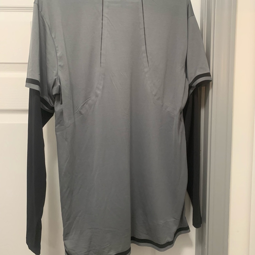 LULULEMON SHIRT - Picture 3 of 4